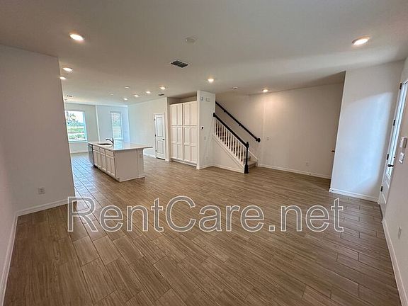 3rd image of 6533 Cyrils Dr