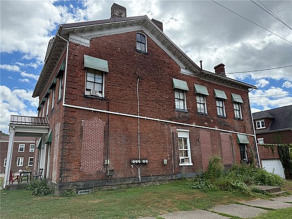2nd image of 143 N Grant Ave