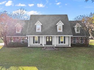 537 W Main St, Gonzales, LA 70737