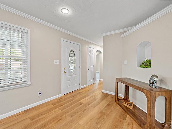 4th image of 501 Park Dr