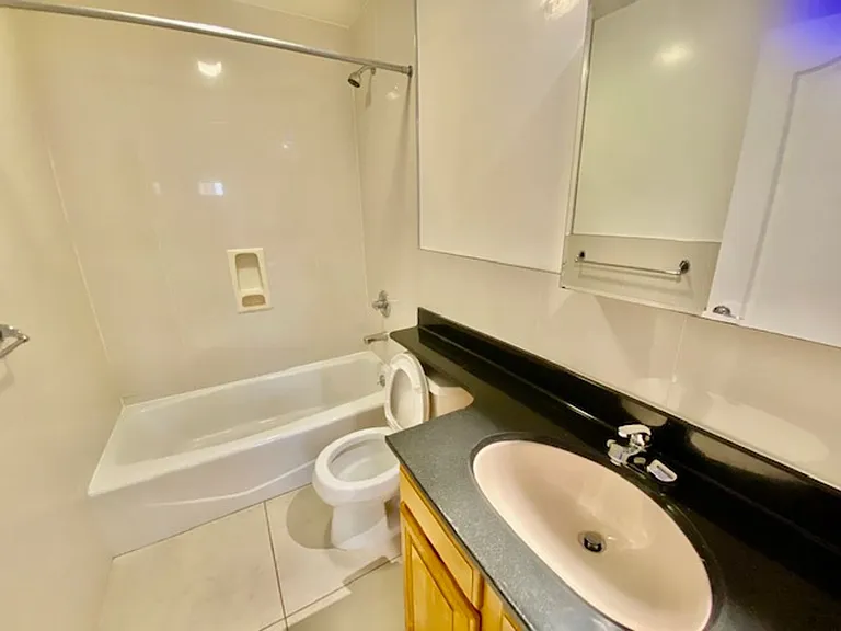 1013 Fair Oaks Ave. — Photo 11
