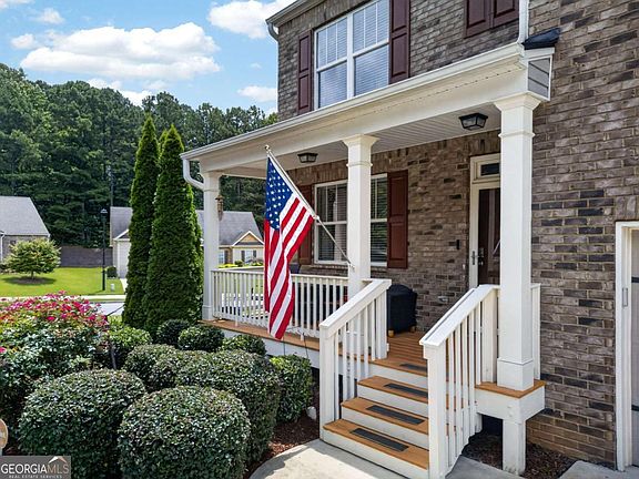 4th image of 408 Aviary Ln