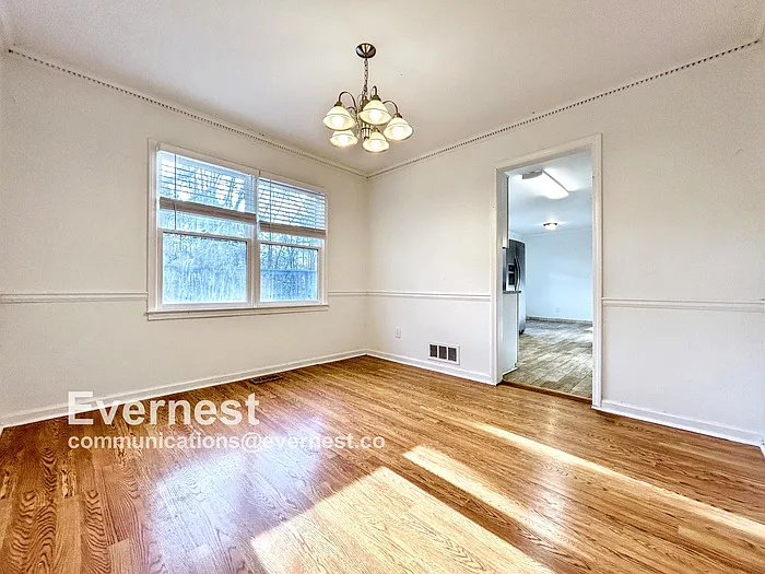 405 Revere Ct — Photo 8