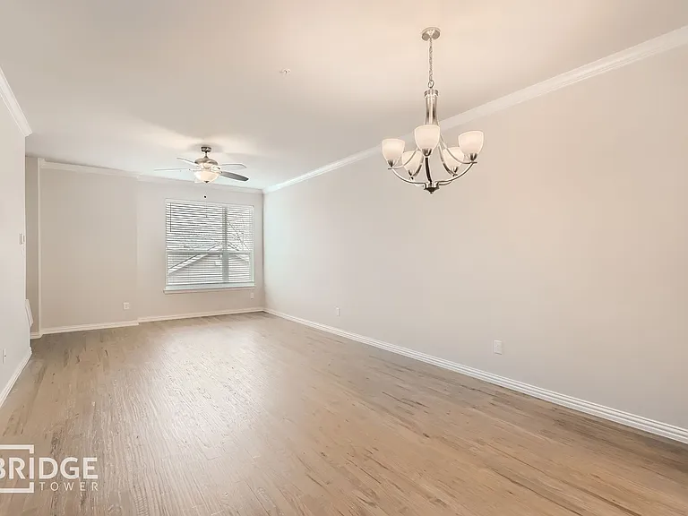 Lamar Townhomes — Photo 40