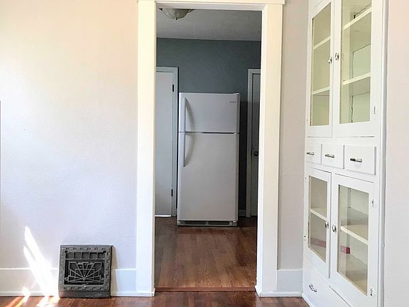 5th image of 304 E 14th Ave