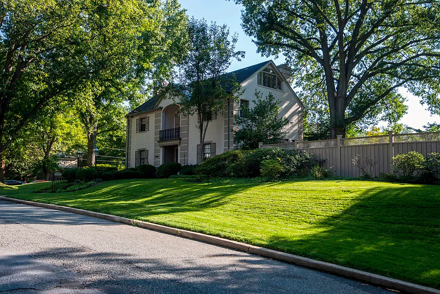 5000 Palisade Ln NW photo 1