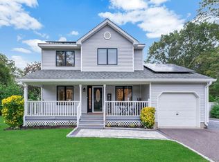 24 Rabbit Run, Riverhead, NY 11901