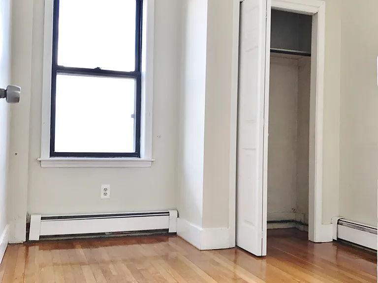15 Park Vale Ave #7 — Photo 11