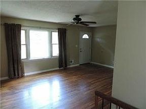 2nd image of 6901 Richmond Ave