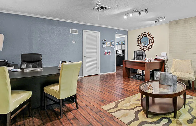 Granada Apartment Homes — Photo 42