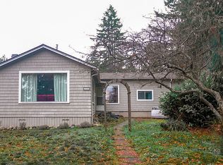 318 W 11th St, Port Angeles, WA