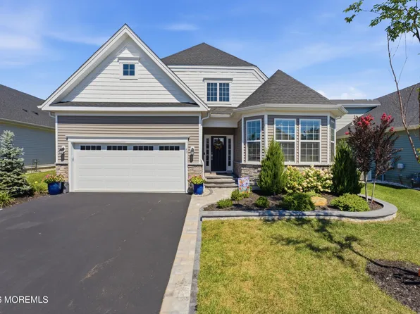 40 Emerald Road, New Egypt, NJ 08533