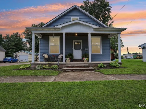 402 E Ryder St, Litchfield, IL 62056