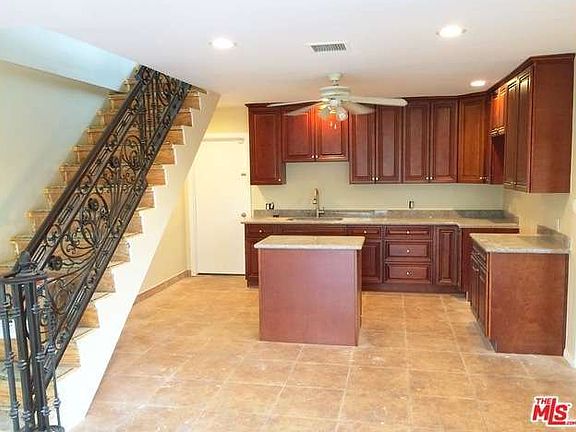 5th image of 18153 Rosita St