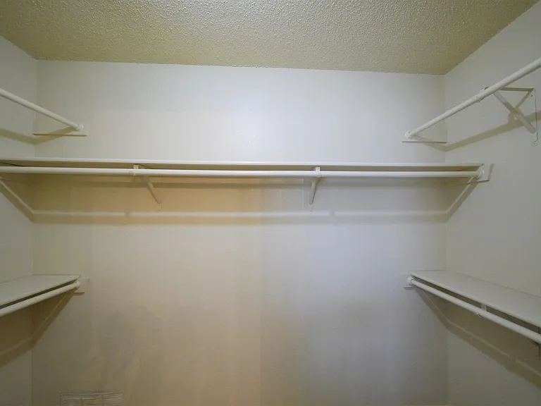 1510 Westway Dr — Photo 14
