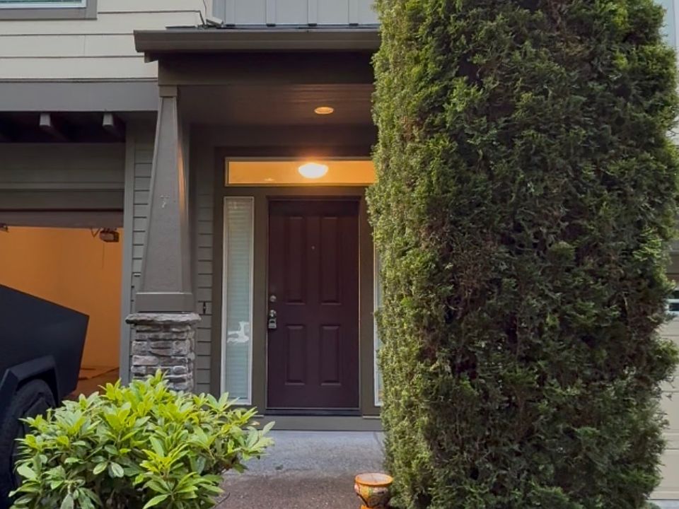 1st image of 15115 SW Canyon Wren Way