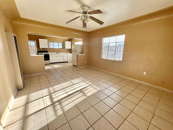 3rd image of 1406 S Espina St APT 4