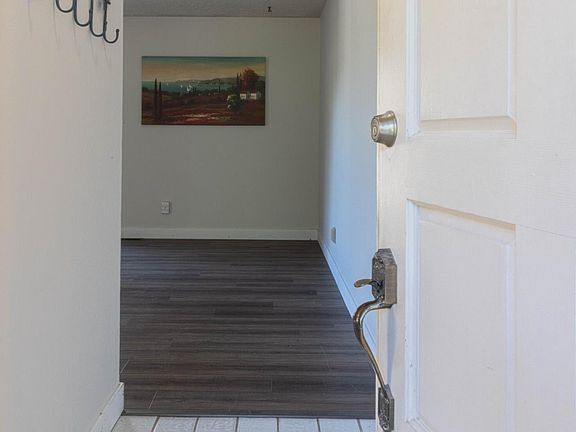 3rd image of 3585 Viola Dr