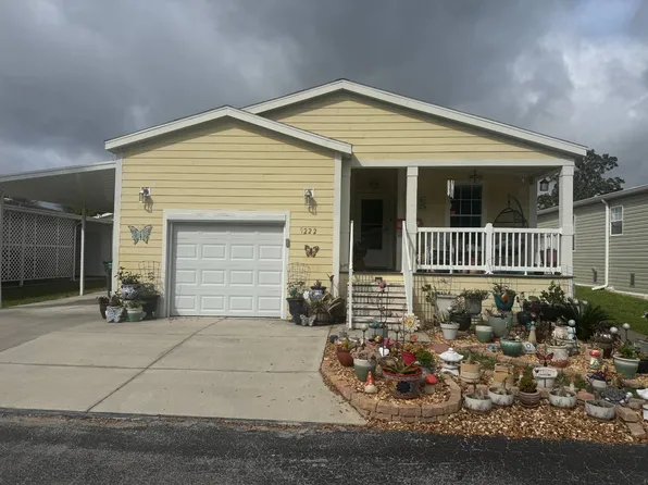 9222 W Forest View Dr, Homosassa, FL 34448