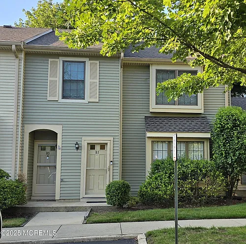 80 Bradford Ct Photo 1