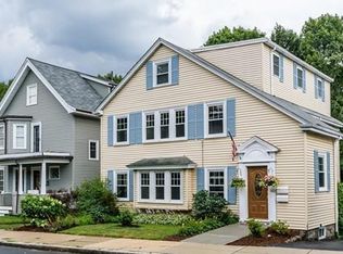 142 Tyndale St #2, Boston, MA 02131