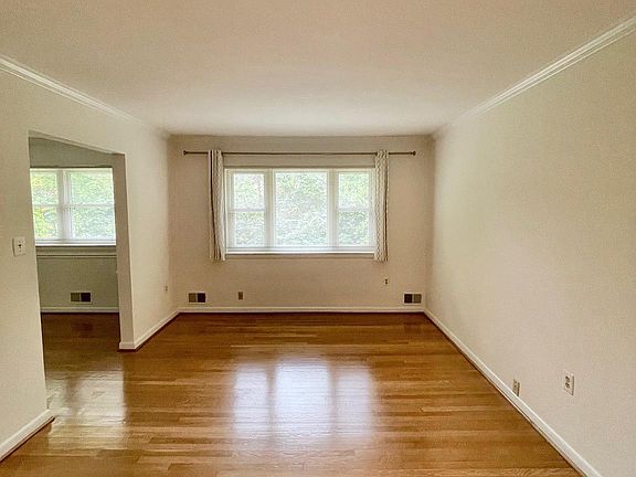 4th image of 6605 Fairlawn Dr