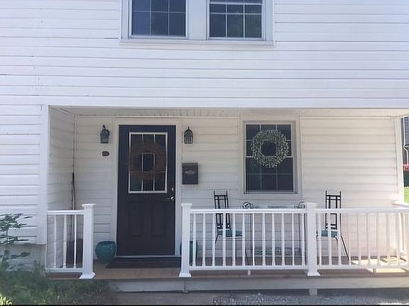 2nd image of 214R Tioga St