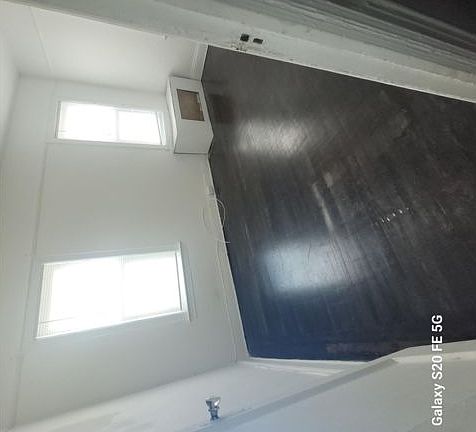 3rd image of 9318 240th St