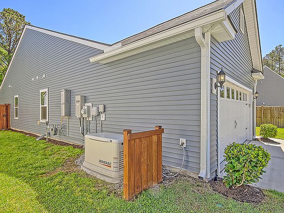 4th image of 1952 Zonny Moss Dr