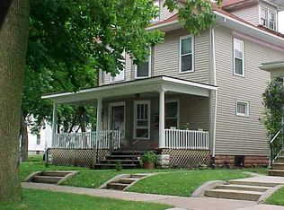 932 W 2nd St APT 2, Waterloo, IA 50701