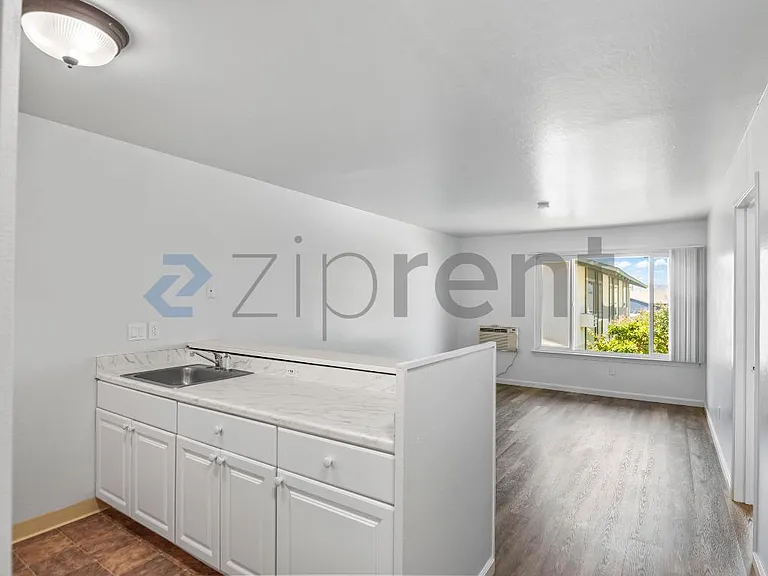 100 Village Dr #206 — Photo 10