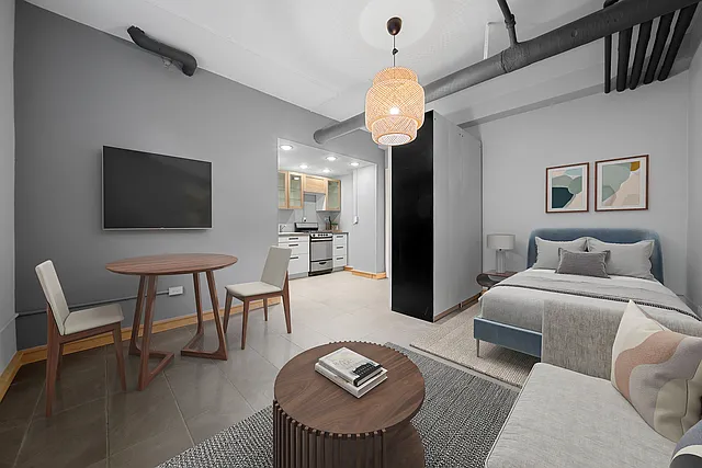 604 W Addison St #B3 — Photo 4