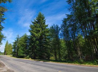 827 Draper Rd, Port Angeles, WA 98362