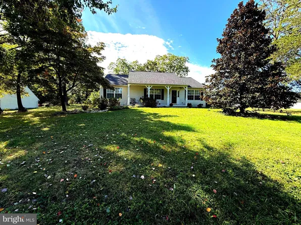 1267 Delmont Rd, Severn, MD 21144