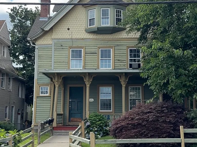 139 Prospect St #3C — Photo 8