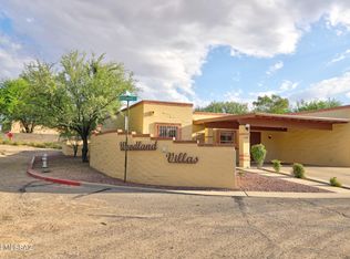 8186 E Rivenoak Dr, Tucson, AZ 85715