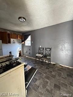 2nd image of 19426 Gilchrist St