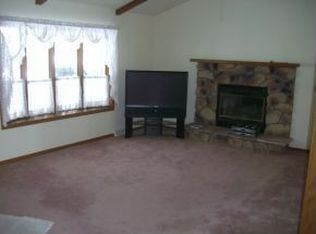 E2609 Lindee Ln, Waupaca, WI 54981