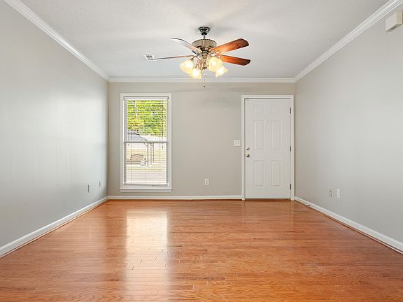 4th image of 5615 Hunter Brook Ct