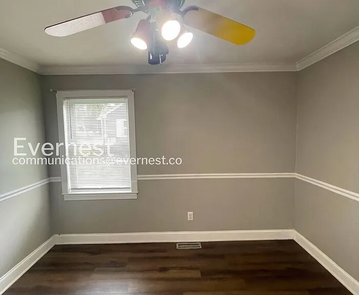 2249 Maplecrest Dr — Photo 13