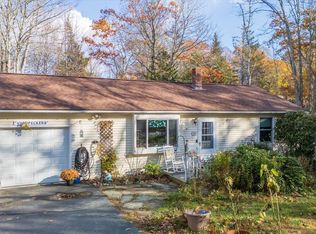 23 Meadow Cove Rd, East Boothbay, ME 04544