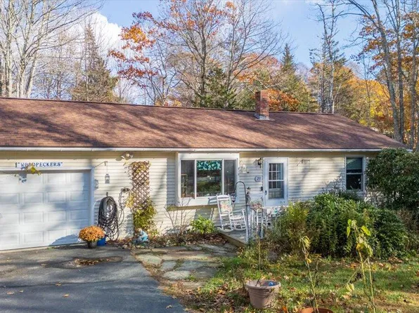 23 Meadow Cove Road, Boothbay, ME 04544