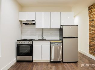 2 St Nicholas Ter APT 8, New York, NY 10027