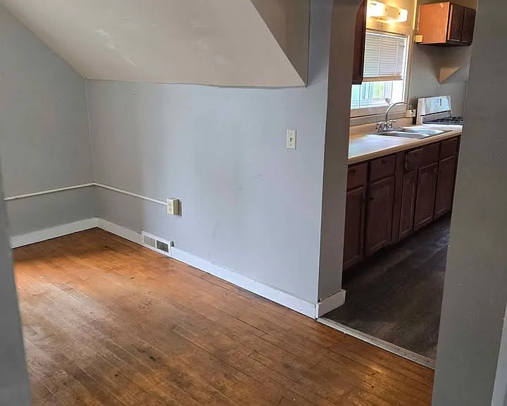 501 N 6th Ave W #1/2 — Photo 9
