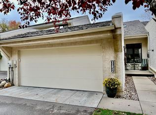 11832 Bren Rd, Minnetonka, MN 55343