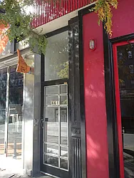 661 Ninth Avenue in Hell&#39;s Kitchen
