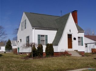 1038 Riverside Ave, Defiance, OH 43512