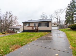58 Courtland Ave, Campbell, OH 44405