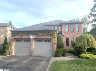 501 Grove St E, Barrie, ON L4M5Z4