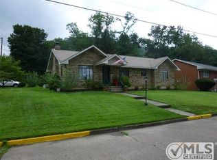 1021 5th St, New Martinsville, WV